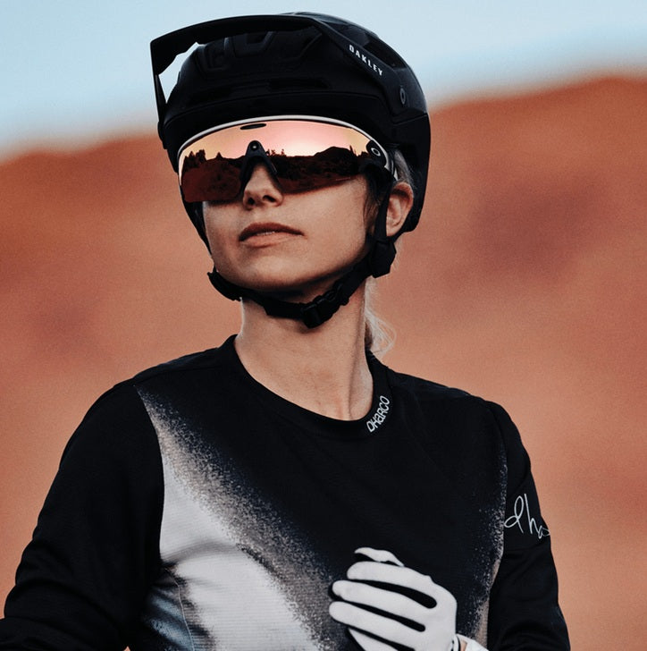 Oakley Meta Vanguard AI Smart Sunglasses with Prizm Lenses