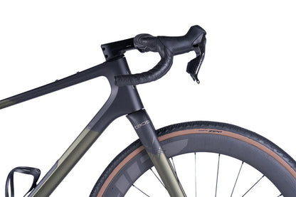 Parlee Taos Tier One Carbon SRAM Red XPLR AXS Gravel Bike