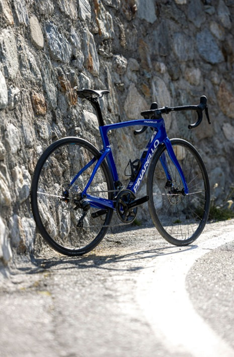 Pinarello F1 Carbon Shimano 105 12 Speed Road Bike