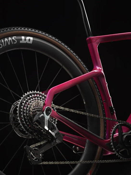 Pinarello MY27 Grevil F9 Carbon Sram Red XPLR Gravel Bike