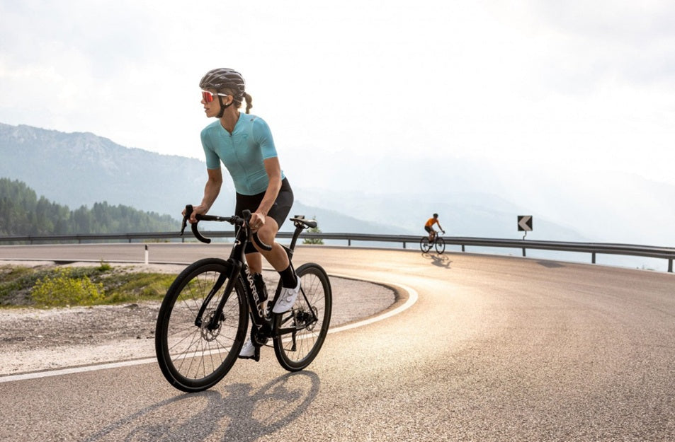 Pinarello X5 Shimano Carbon 105 Di2 12-Speed Road Bike