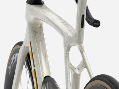 trek madone slr 7 axs gen 8 road bike left diagonal frame