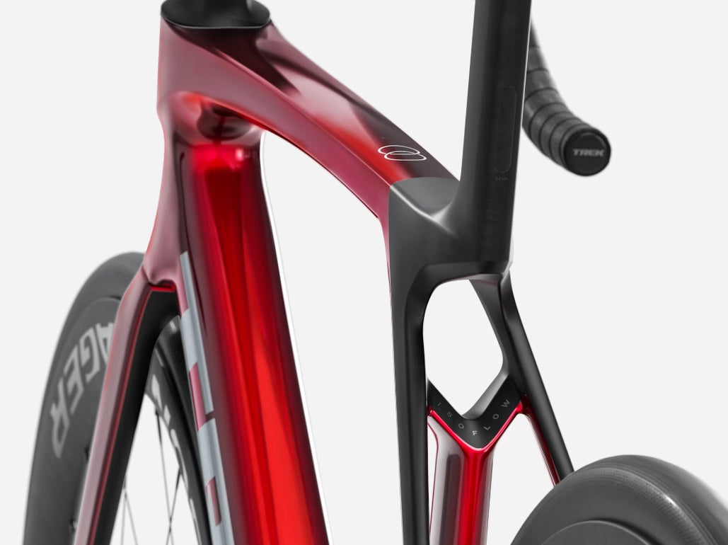 Trek Madone SL 7 Gen 8 Carbon 12 Speed Ultegra Di2 Road Bike