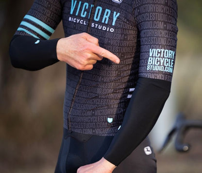 Victory Bicycle Studio + Giordana Arm Warmers