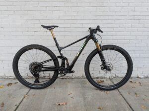 Lee Cougan Crossfire Trail Race Eagle Size Medium